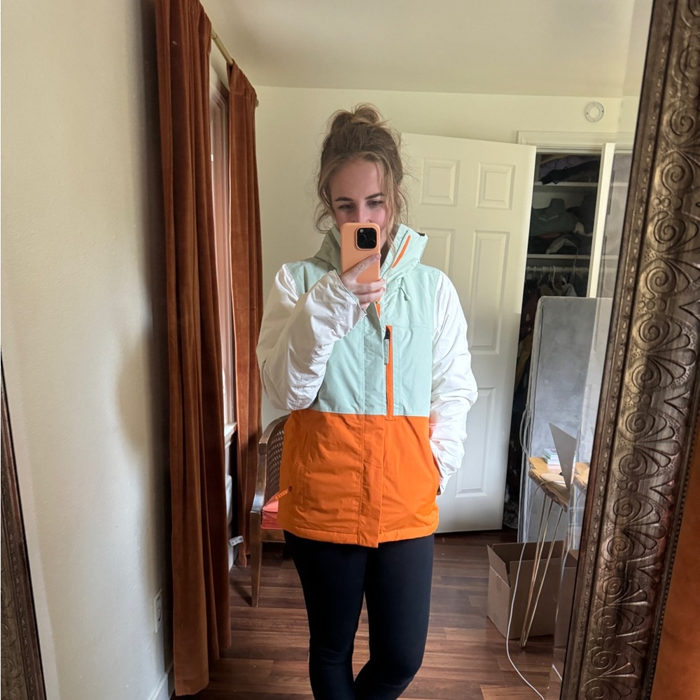 The North Face Ski Jacket Snowboarding Jacket